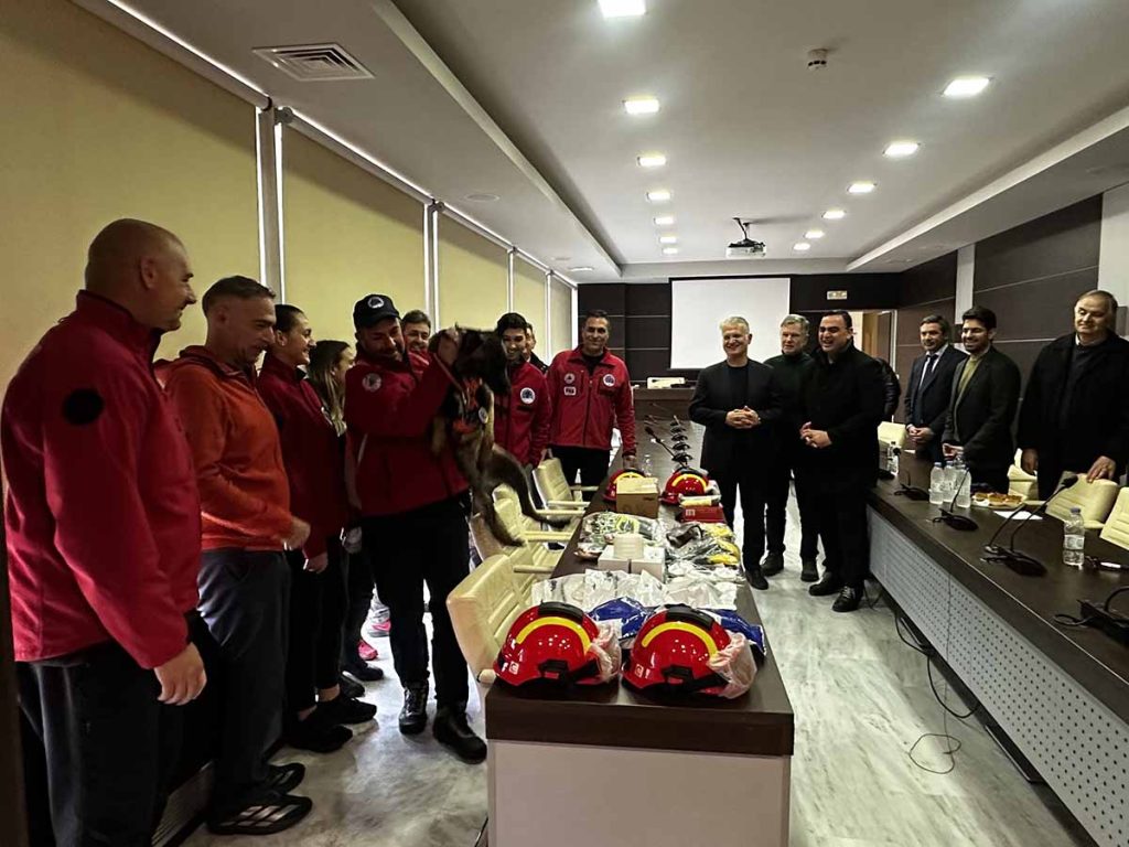 ethelontes paradois exoplismou IMG 5842