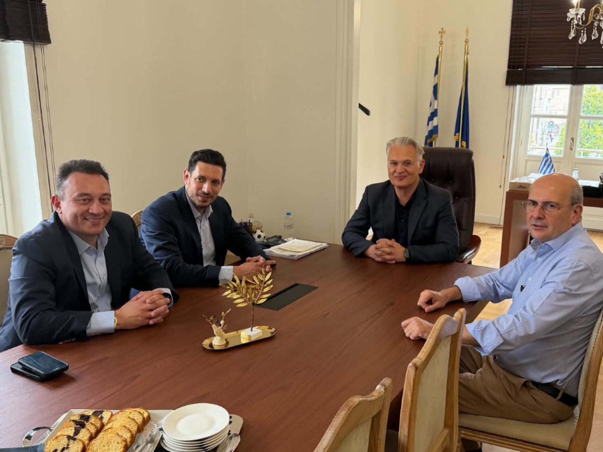 Συνάντηση εργασίας του Περιφερειάρχη Πελοποννήσου Δημήτρη Πτωχού με τον Αντιπρόεδρο της Κυβέρνησης Κωστή Χατζηδάκη