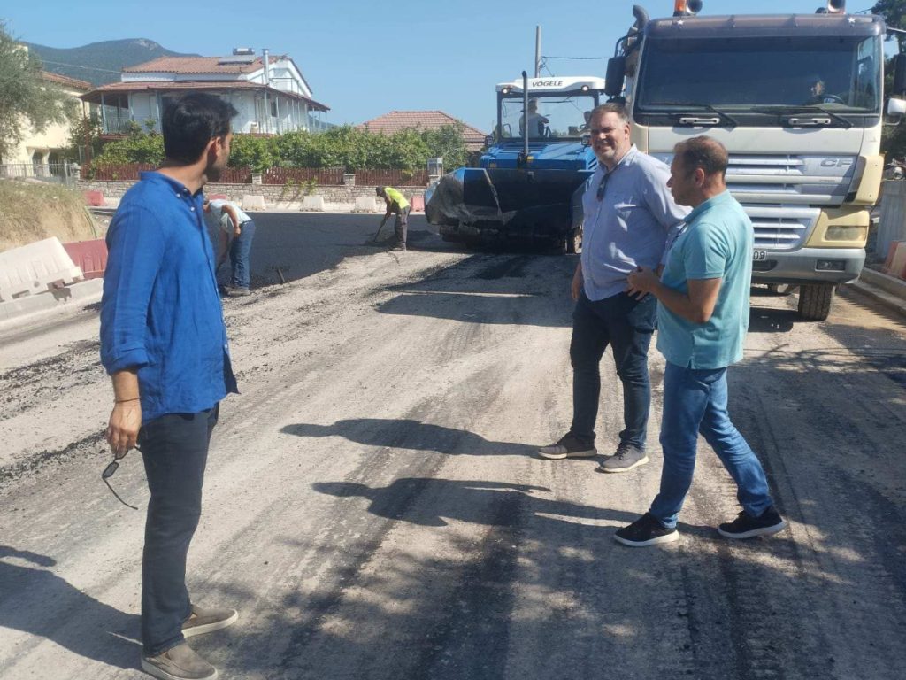 Ξεκίνησαν οι ασφαλτοστρώσεις στην 7η Επαρχιακή Οδό στο τμήμα Εύα – Αριστοδήμειο από την Περιφέρεια Πελοποννήσου