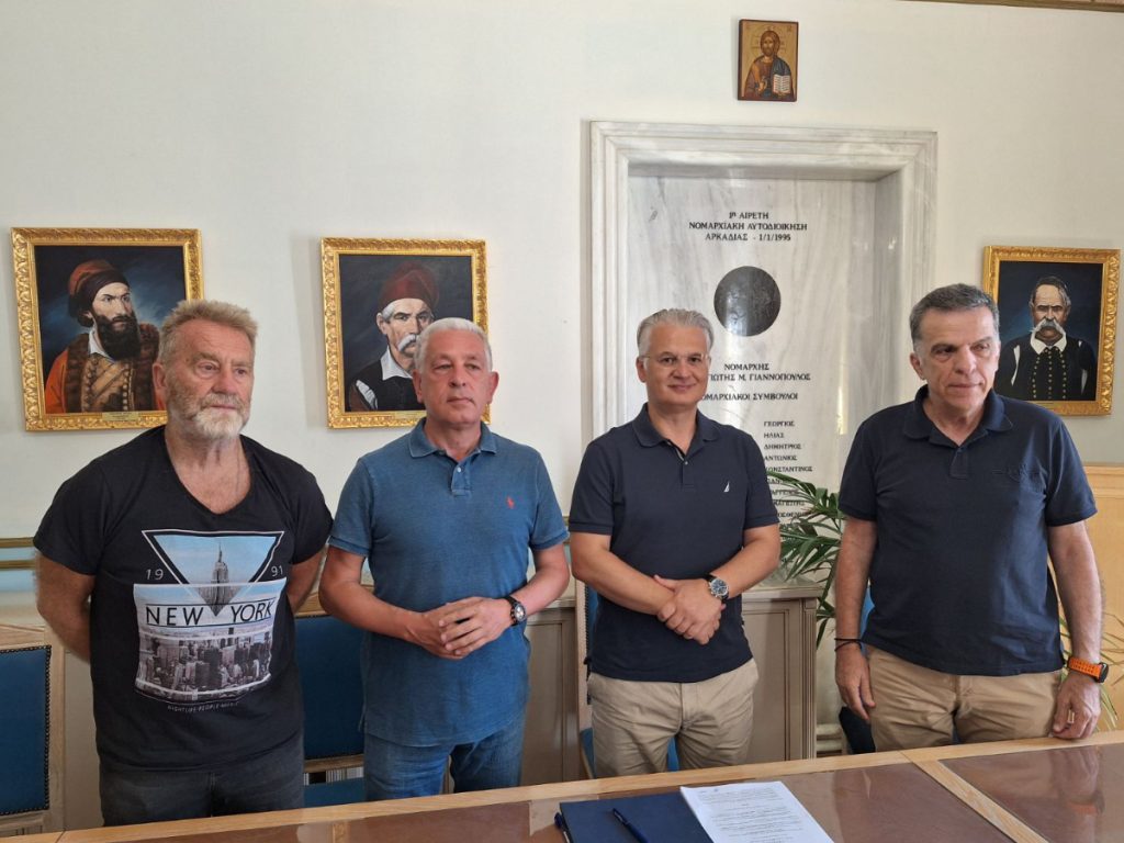 Υπεγράφη η σύμβαση για την αποκατάσταση δύο ΧΑΔΑ