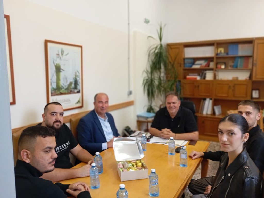 Συνάντηση της Περιφέρειας Πελοποννήσου με εκπροσώπους φοιτητών στην Καλαμάτα